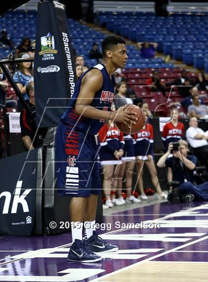 Thumbnail 1 in Bishop O'Dowd vs Modesto Christian (CIF NorCal Regional Open Division Final) photogallery.