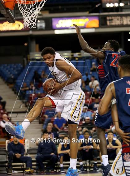 Thumbnail 2 in Bishop O'Dowd vs Modesto Christian (CIF NorCal Regional Open Division Final) photogallery.
