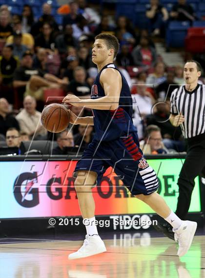 Thumbnail 3 in Bishop O'Dowd vs Modesto Christian (CIF NorCal Regional Open Division Final) photogallery.