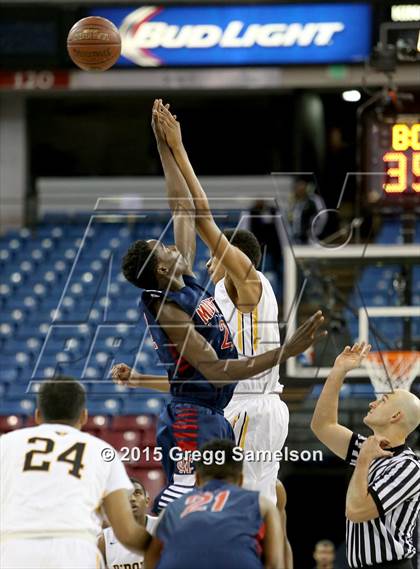 Thumbnail 1 in Bishop O'Dowd vs Modesto Christian (CIF NorCal Regional Open Division Final) photogallery.