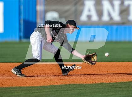Thumbnail 3 in Norman North @ Deer Creek photogallery.