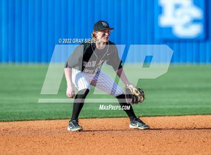Thumbnail 3 in Norman North @ Deer Creek photogallery.