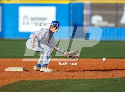 Thumbnail 2 in Norman North @ Deer Creek photogallery.
