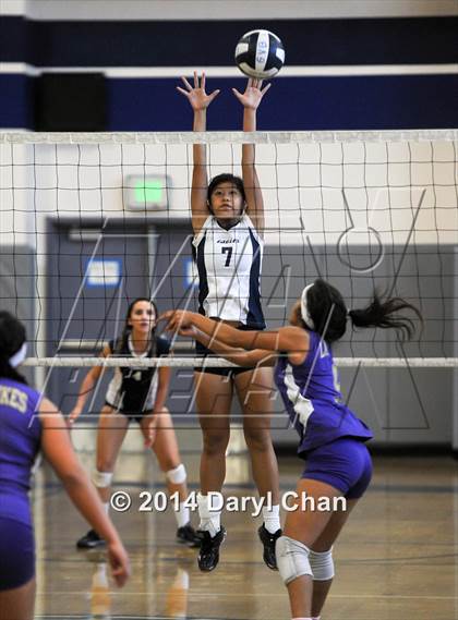 Thumbnail 1 in Mountain View @ Gabrielino photogallery.