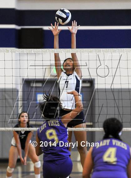 Thumbnail 3 in Mountain View @ Gabrielino photogallery.