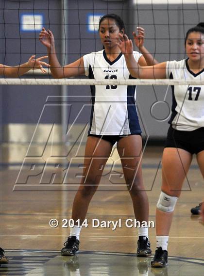 Thumbnail 1 in Mountain View @ Gabrielino photogallery.