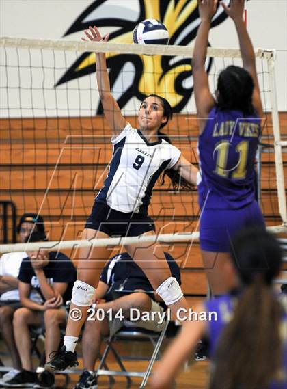 Thumbnail 1 in Mountain View @ Gabrielino photogallery.