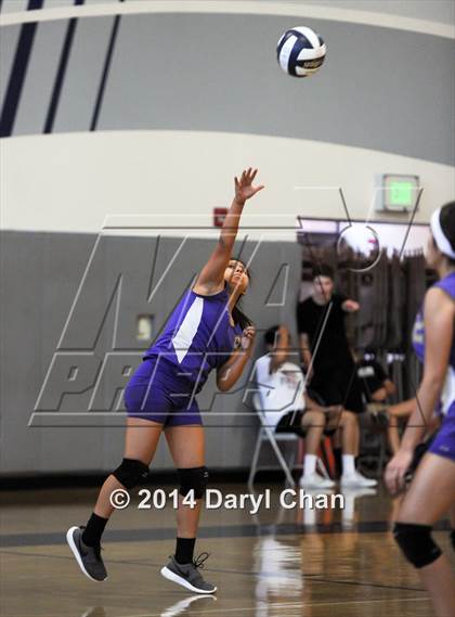 Thumbnail 1 in Mountain View @ Gabrielino photogallery.