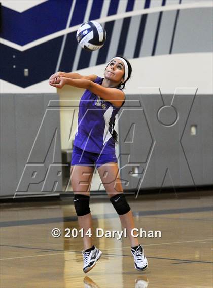 Thumbnail 1 in Mountain View @ Gabrielino photogallery.