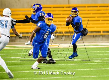 Thumbnail 2 in China Spring @ La Vega (UIL 4A Quarterfinal) photogallery.