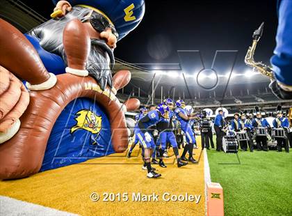 Thumbnail 3 in China Spring @ La Vega (UIL 4A Quarterfinal) photogallery.