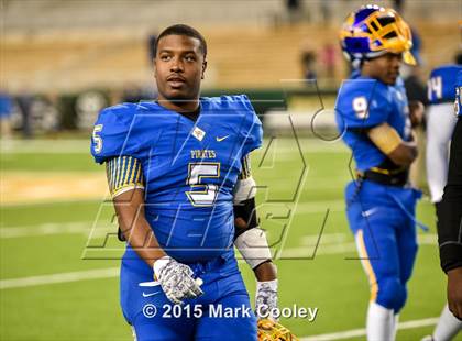 Thumbnail 3 in China Spring @ La Vega (UIL 4A Quarterfinal) photogallery.