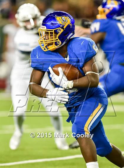 Thumbnail 1 in China Spring @ La Vega (UIL 4A Quarterfinal) photogallery.