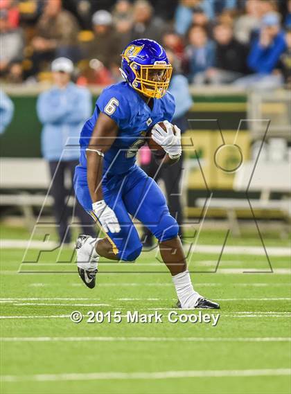 Thumbnail 3 in China Spring @ La Vega (UIL 4A Quarterfinal) photogallery.