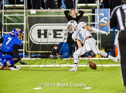 Thumbnail 2 in China Spring @ La Vega (UIL 4A Quarterfinal) photogallery.