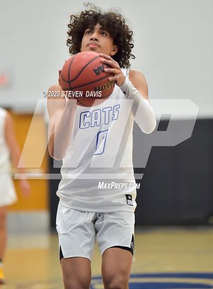 Thumbnail 1 in Marcos de Niza vs Mesquite photogallery.