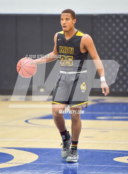 Thumbnail 3 in Marcos de Niza vs Mesquite photogallery.