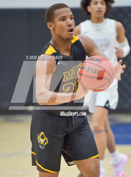Thumbnail 3 in Marcos de Niza vs Mesquite photogallery.