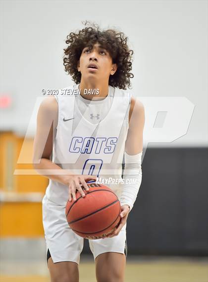 Thumbnail 2 in Marcos de Niza vs Mesquite photogallery.