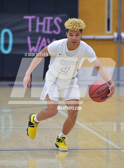 Thumbnail 2 in Marcos de Niza vs Mesquite photogallery.