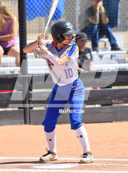 Thumbnail 2 in Northwest Christian vs. Chino Valley (AIA 3A Round 1 Playoff) photogallery.