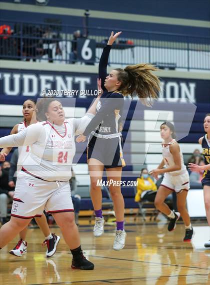 Thumbnail 3 in Summit Academy vs. East (Charger Winter Classic) photogallery.