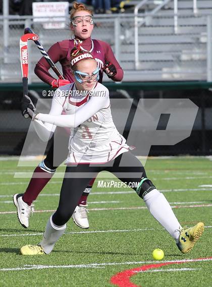Thumbnail 1 in Garden City vs. Mendon (NYSPHSAA Class B Semifinal) photogallery.