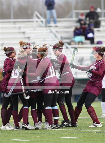 Thumbnail 1 in Garden City vs. Mendon (NYSPHSAA Class B Semifinal) photogallery.