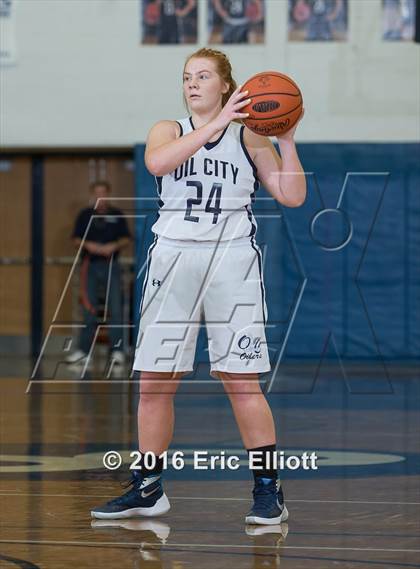 Thumbnail 3 in Keystone vs Oil City (Wice-Hart Memorial) photogallery.