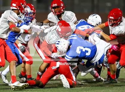 Thumbnail 3 in Pasadena vs Burbank photogallery.