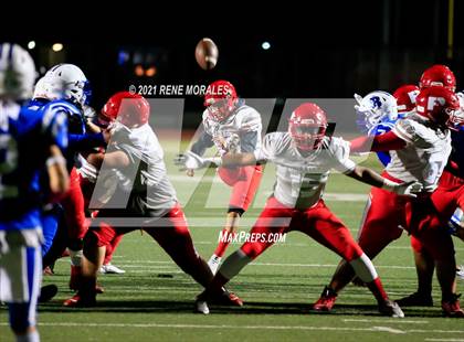 Thumbnail 3 in Pasadena vs Burbank photogallery.