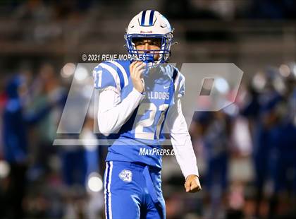 Thumbnail 3 in Pasadena vs Burbank photogallery.