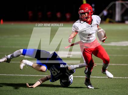 Thumbnail 3 in Pasadena vs Burbank photogallery.