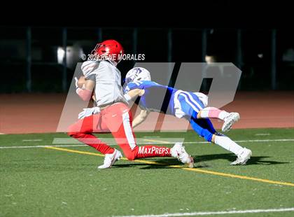 Thumbnail 1 in Pasadena vs Burbank photogallery.