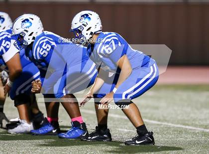 Thumbnail 2 in Pasadena vs Burbank photogallery.