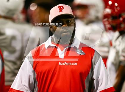 Thumbnail 1 in Pasadena vs Burbank photogallery.