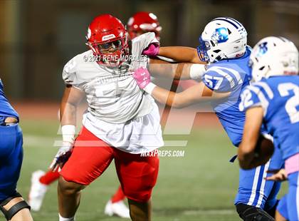 Thumbnail 2 in Pasadena vs Burbank photogallery.