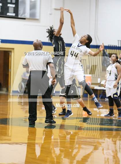 Thumbnail 2 in Gray's Creek @ E.E. Smith (NSHSAA 3A Conference Tournament) photogallery.