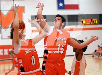 Thumbnail 2 in Grand Saline vs Mineola photogallery.