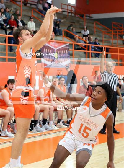Thumbnail 1 in Grand Saline vs Mineola photogallery.