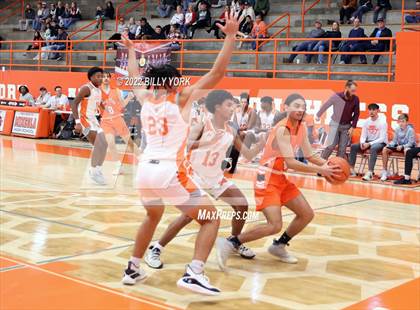 Thumbnail 1 in Grand Saline vs Mineola photogallery.