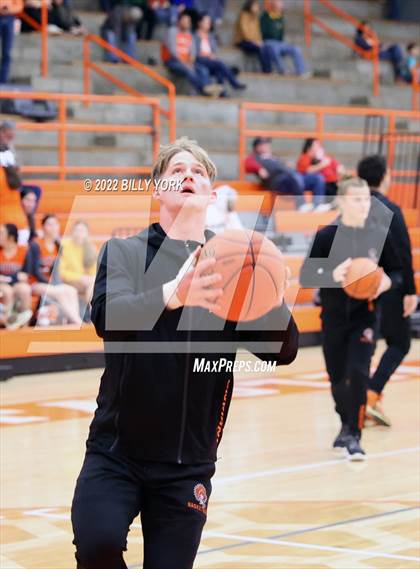 Thumbnail 3 in Grand Saline vs Mineola photogallery.