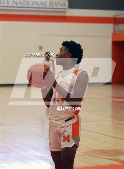 Thumbnail 3 in Grand Saline vs Mineola photogallery.
