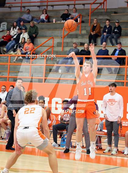 Thumbnail 1 in Grand Saline vs Mineola photogallery.
