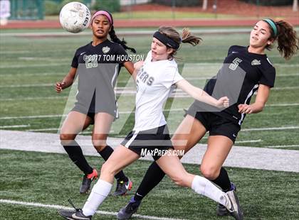 Thumbnail 1 in South Hills vs. South Pasadena (Claremont Tournament) photogallery.