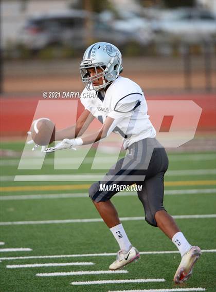 Thumbnail 2 in Gabrielino @ Rosemead photogallery.