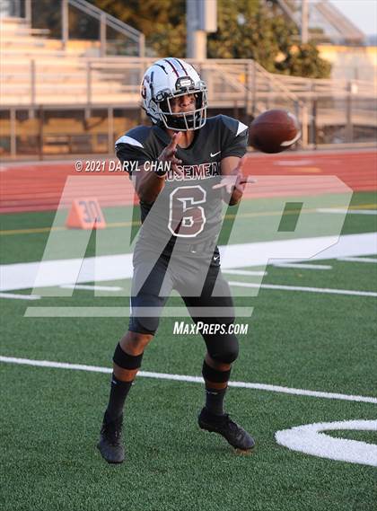 Thumbnail 1 in Gabrielino @ Rosemead photogallery.