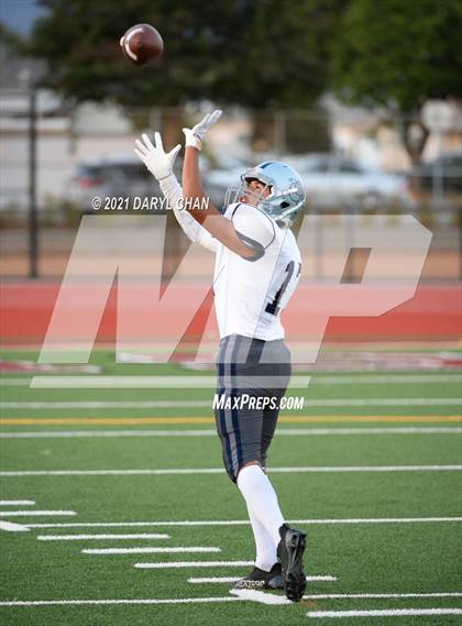 Thumbnail 2 in Gabrielino @ Rosemead photogallery.