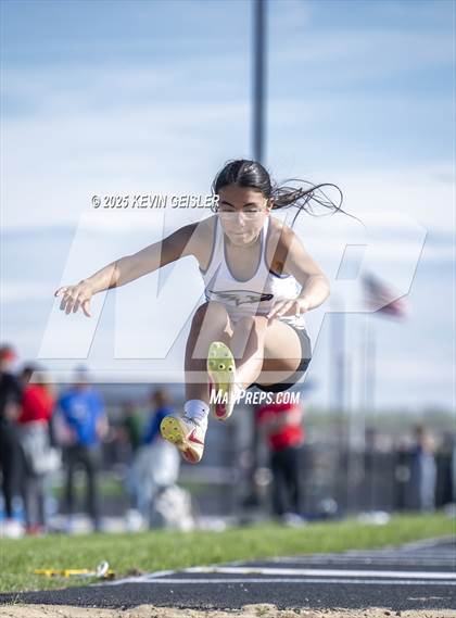 Thumbnail 3 in Racine Case Invitational photogallery.
