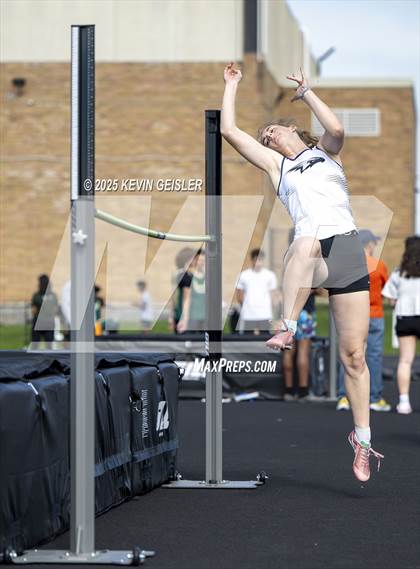 Thumbnail 3 in Racine Case Invitational photogallery.
